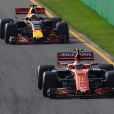 Stoffel Vandoorne, último a 2 vueltas de Vettel