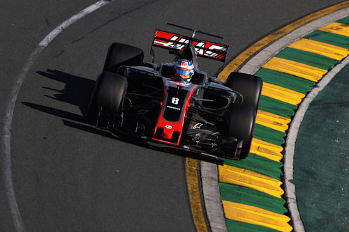Romain Grosjean se ve obligado a abandonar en el GP de Australia