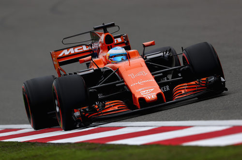Alonso consiguió clasificar el 13º