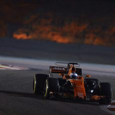 Fernando Alonso, 14º en los Libres 2