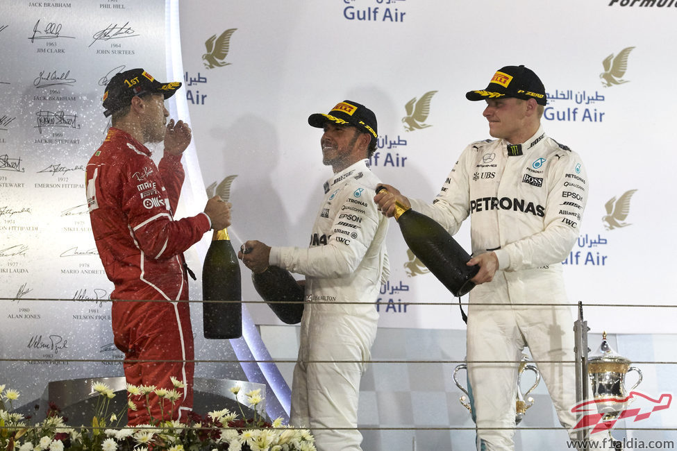 Celebración de Vettel, Hamilton y Bottas en el podio