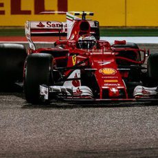 Kimi Räikkönen se queda con la cuarta plaza en Baréin