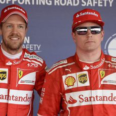 Alegría de Sebastian Vettel y Kimi Räikkönen en Sochi