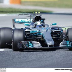 Mercedes y Valtteri Bottas trabajan en los entrenamientos