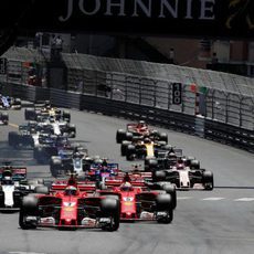 Kimi Räikkönen lidera tras la salida del GP de Mónaco