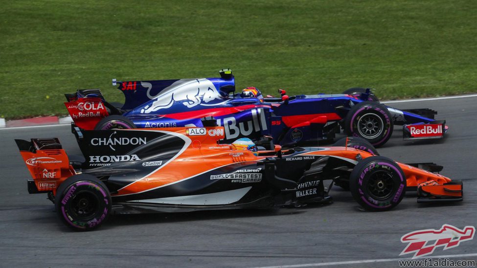 Alonso y Sainz, codo con codo en Canadá