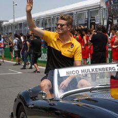 Nico Hülkenberg durante el Driver's Parade de Canadá