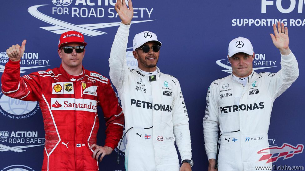 Hamilton, Bottas y Räikkönen, los más rápidos en Bakú