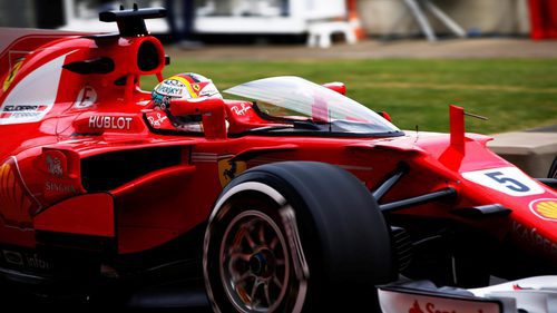 Sebastian Vettel prueba el 'Shield'