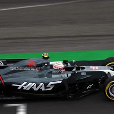 Antonio Giovinazzi con el Haas