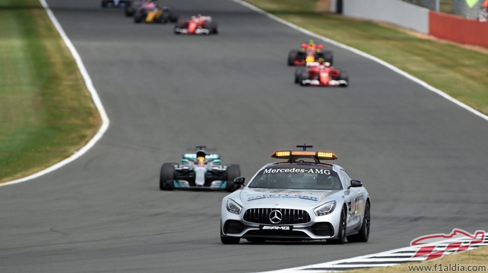 Salida del Safety Car