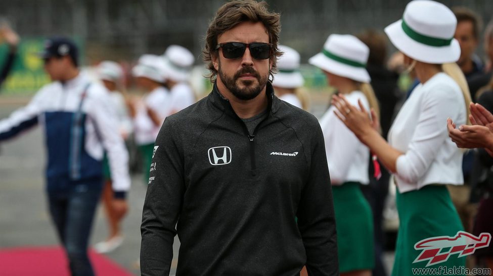 Abandono de Fernando Alonso