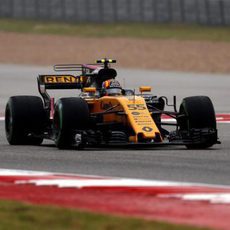 Carlos Sainz debuta con Renault