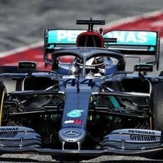 Hamilton en su nuevo Mercedes