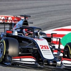 Kevin Magnussen a los mandos del Haas