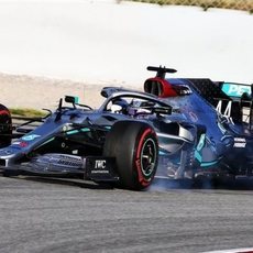 Pasada ligera de Lewis Hamilton