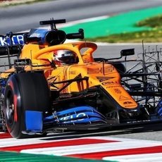 Carlos Sainz y su MCL35