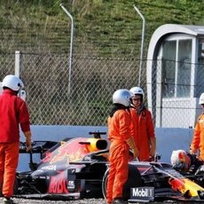 Verstappen también tuvo algún problema