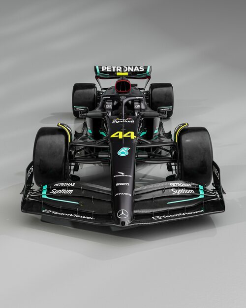 Vista frontal del W14