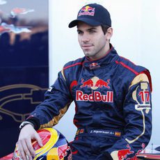 Alguersuari con su nuevo casco