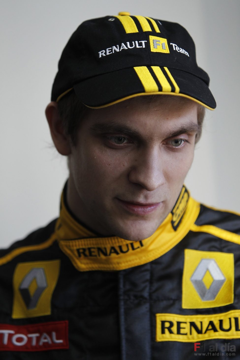 Vitaly ya es piloto de Renault