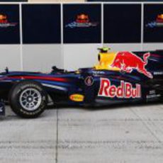 El Red Bull en el 'pit-lane'