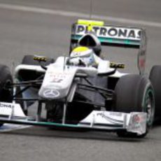 Rosberg con el W01 en Jerez