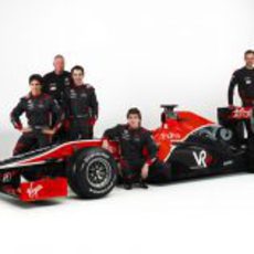 El equipo Virgin Racing al completo