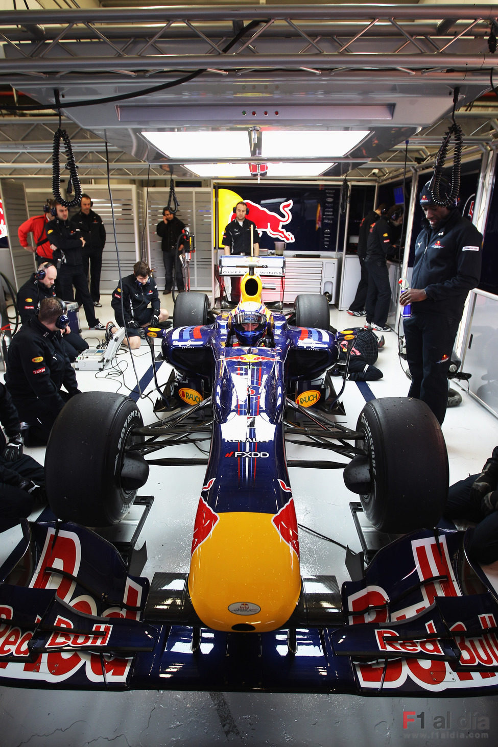 El Red Bull dentro del box