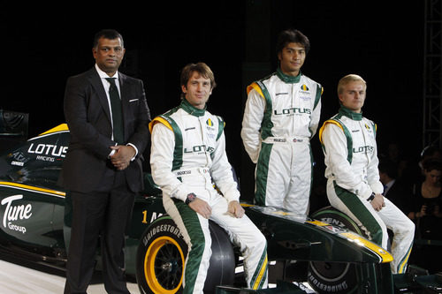 Fernandes, Trulli, Fauzy y Kovalainen