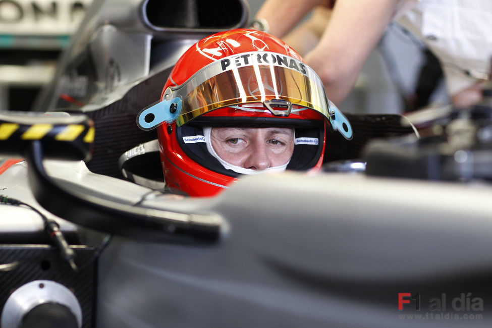Schumacher con su casco rojo
