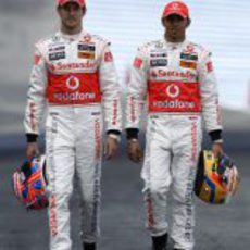 Imagen promocional de los dos pilotos