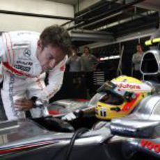 Button habla con Hamilton