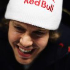 Sebastian Vettel sonríe