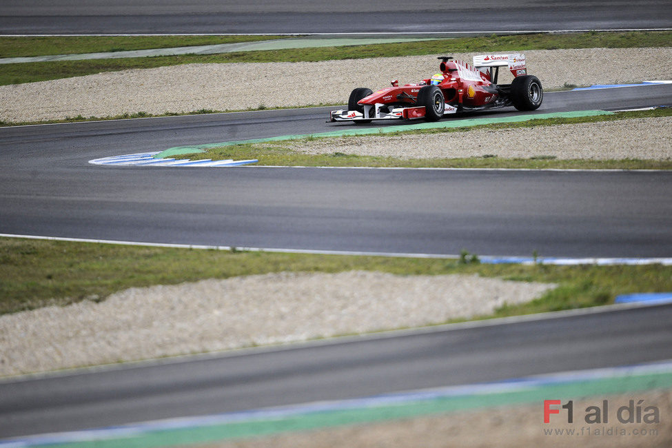 Felipe con toda la pista por delante