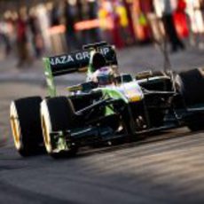 Jarno Trulli en el 'pit-lane'