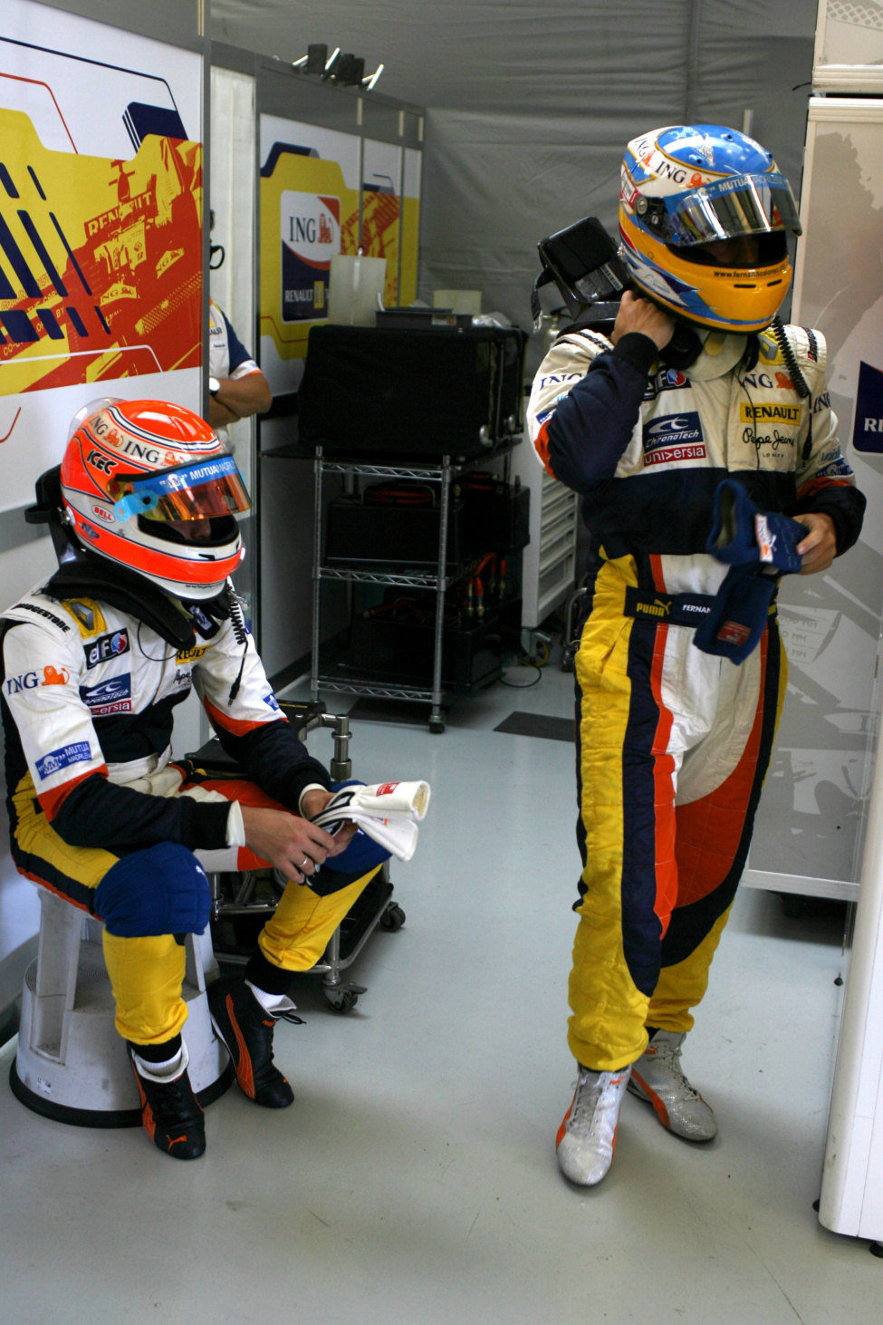 Alonso y Piquet en Silverstone