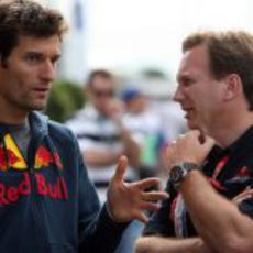 Webber y su jefe de equipo