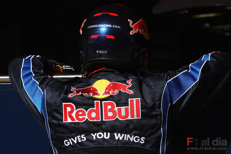 El trabajo termina en Red Bull