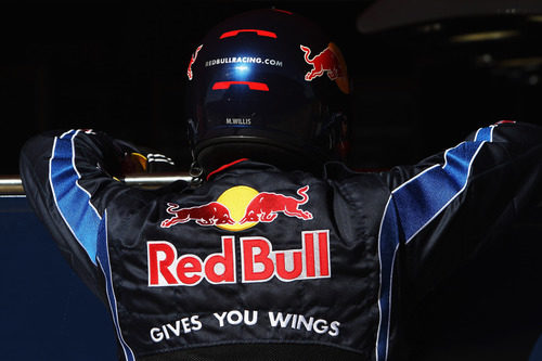 El trabajo termina en Red Bull