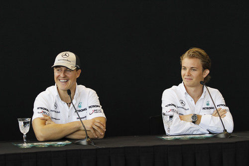 Schumacher y Rosberg en rueda de prensa