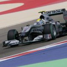 Rosberg le moja la oreja a Schumacher