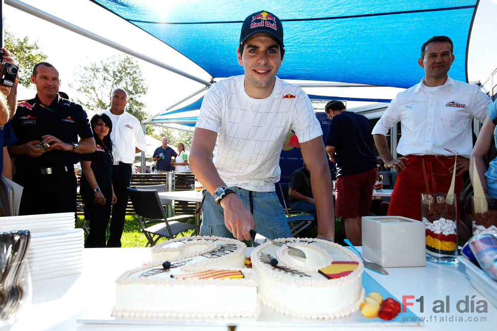 Jaime Alguersuari celebra su cumpleaños en Australia