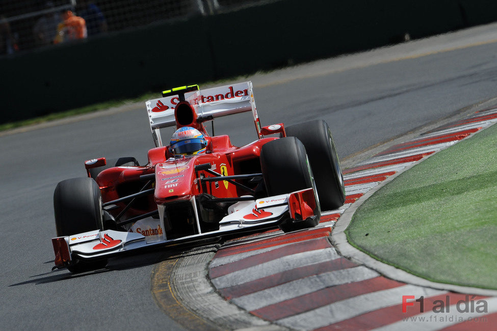 El F10 de Alonso sobre el asfalto