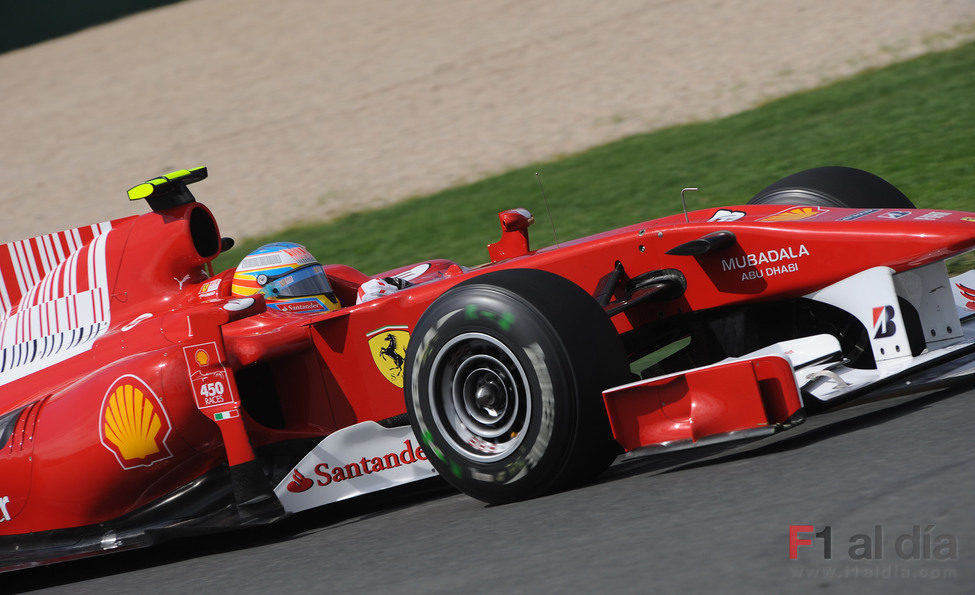 Fernando pone a punto el F10