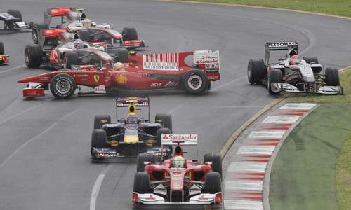 Mala salida para Alonso en el GP de Australia 2010