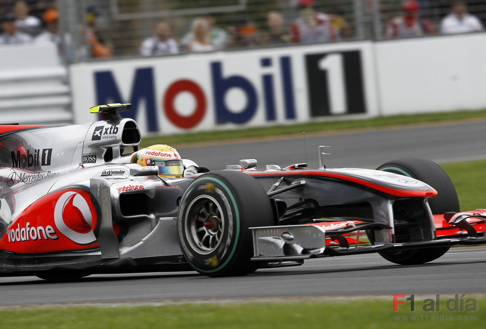 Lewis Hamilton no logra entrar en la Q3