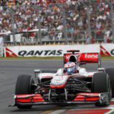 Button busca su primera victoria con McLaren