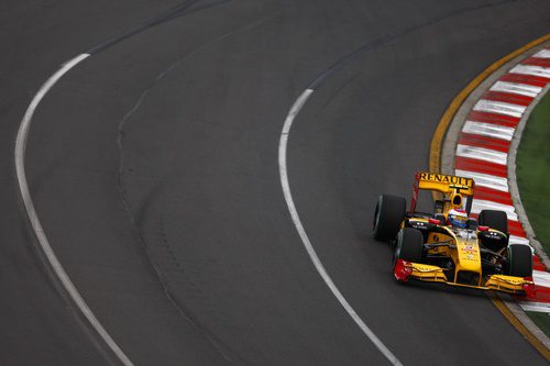 Petrov en su primera carrera en Melbourne