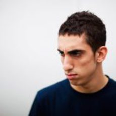 Buemi con cara de sueño